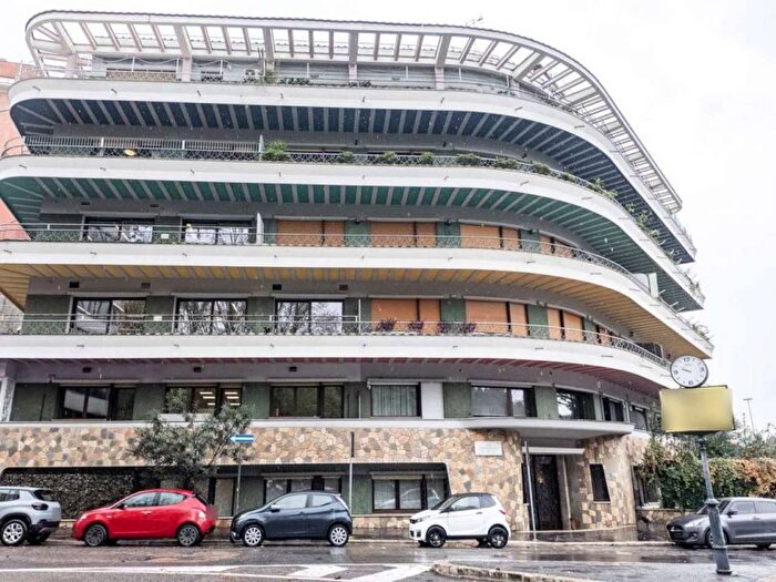 Appartamento trilocale in affitto in via Guidubaldo del Monte, Euclide, Roma