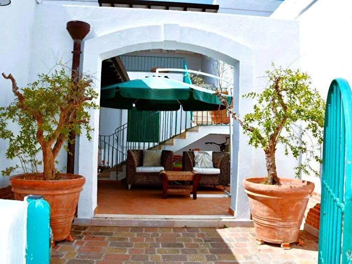 Appartamento con 6 locali in vendita in Porto Cesareo