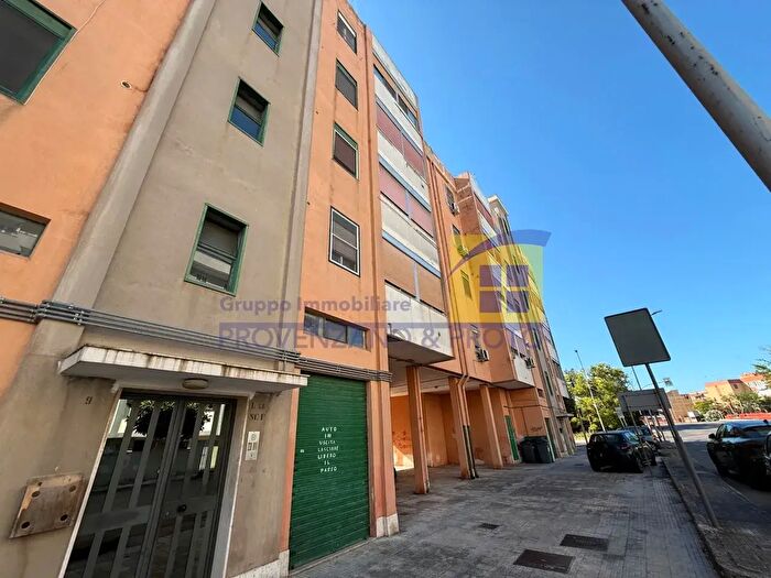 Appartamento quadrilocale in vendita in Via E dal Bono, Brindisi