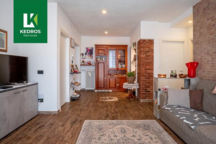 Appartamento trilocale in vendita in Via Cairoli, Varese