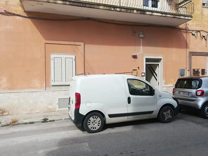 Appartamento trilocale in vendita in Via Paolo Veronese, Taranto
