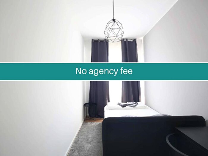 Appartamento con 6 locali in affitto in Via Benjamin Constant, Quarto Cagnino, Milano