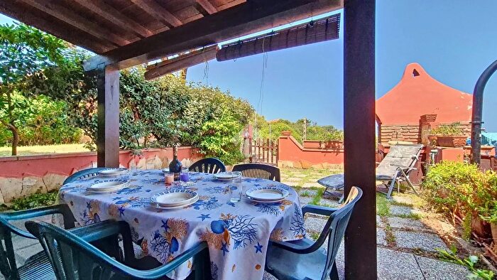 Appartamento trilocale in vendita in Via Adriatico, Castelsardo