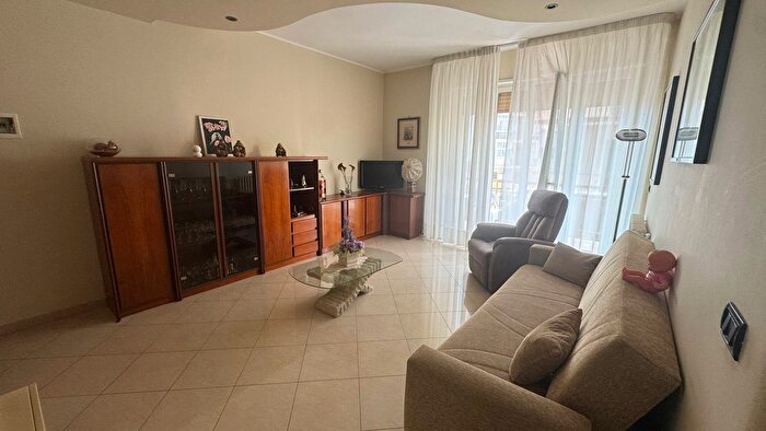 Appartamento trilocale in vendita in Via Vecchia San Francesco da Paola, Monopoli