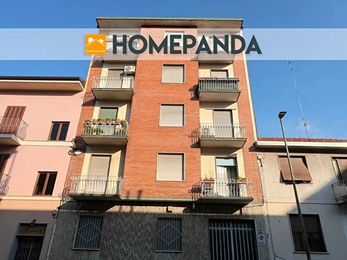 Appartamento trilocale in vendita in Via Mario Crimi, Torino