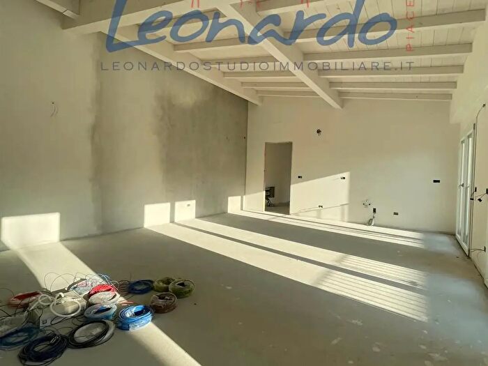 Appartamento quadrilocale in vendita in Piacenza
