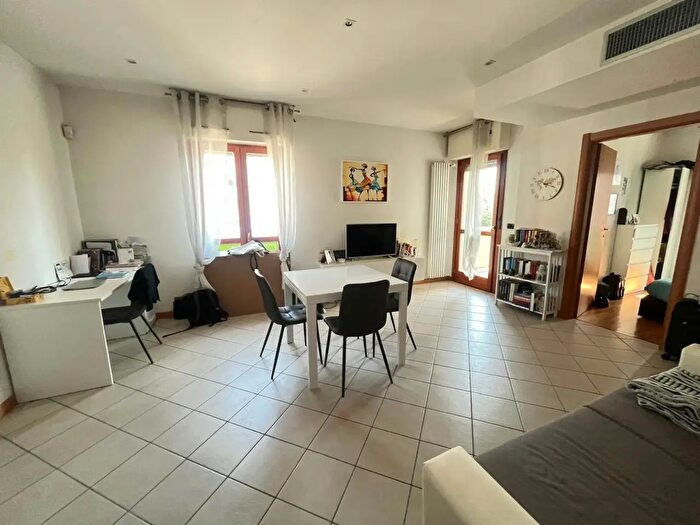 Appartamento bilocale in affitto in Piazza Bonsanti, Firenze