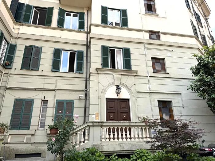 Appartamento bilocale in vendita in Via Elio Donato, Roma