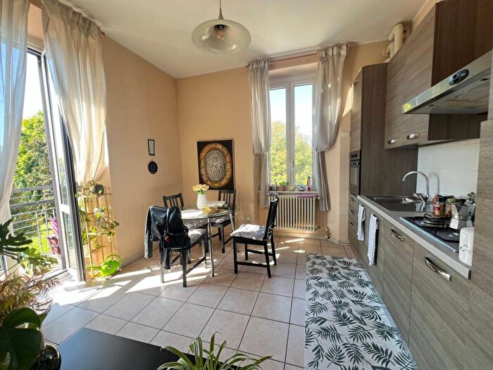 Appartamento bilocale in affitto in Via Giuseppe Mazzini, Albavilla