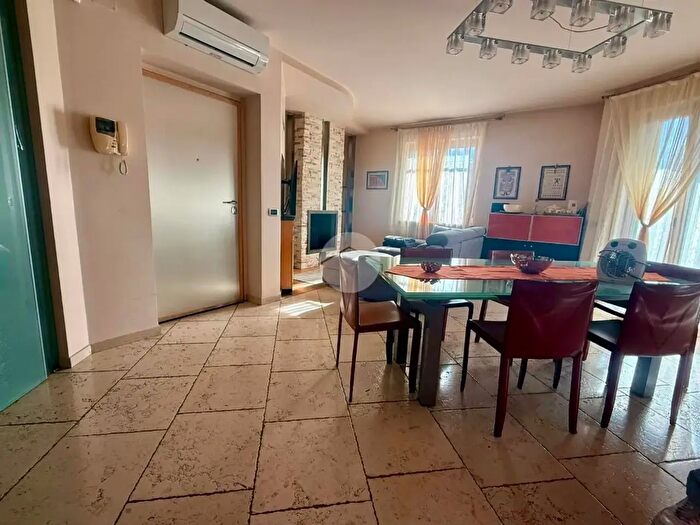 Appartamento quadrilocale in vendita in Via Giordano Bruno, Marano Di Napoli