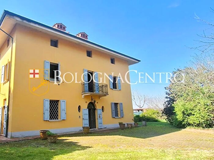 Casa con 18 locali in vendita in Via Storta, Argelato