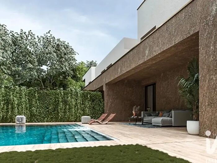 Casa quadrilocale in vendita in Via Isonzo Snc, Carugo