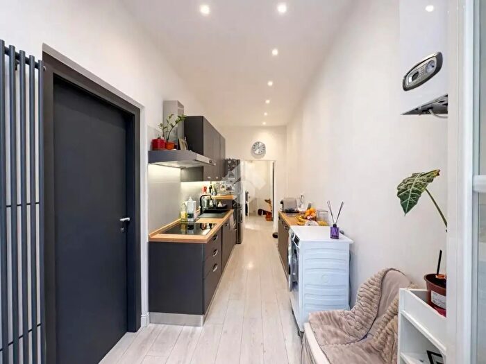 Appartamento trilocale in vendita in Via dei Conservatori del Mare, Genova