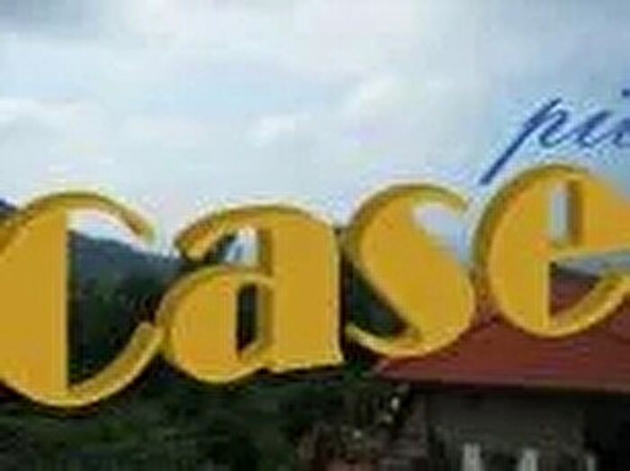 Casa con 5 locali in vendita in Camaiore