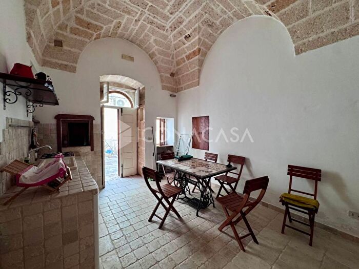 Appartamento trilocale in vendita in Vico Alessandro Fortis, Ostuni