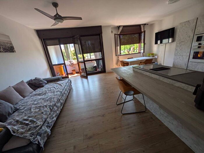 Appartamento con 6 locali in affitto in Borgo Furo di Santa Bona, San Paolo, Treviso