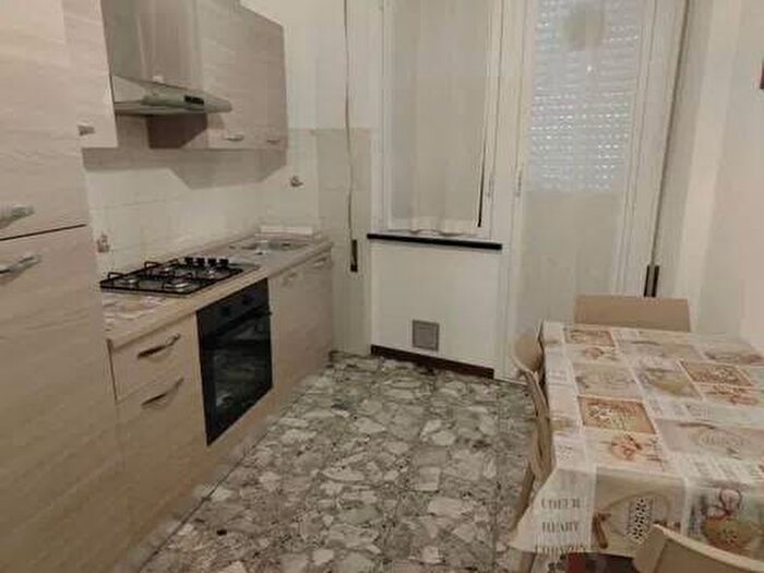 Appartamento trilocale in affitto in Via San Giorgio, Centro, Albisola Superiore