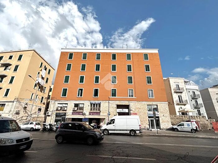 Appartamento bilocale in affitto in Corso Antonio De Tullio, Bari