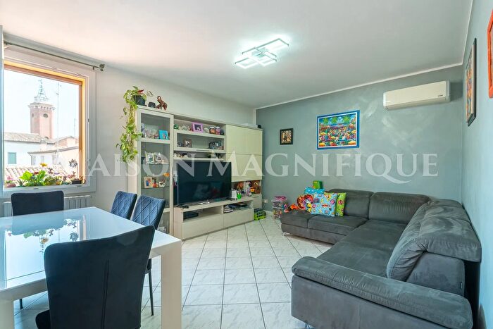 Appartamento trilocale in vendita in Via Canonica, Comacchio