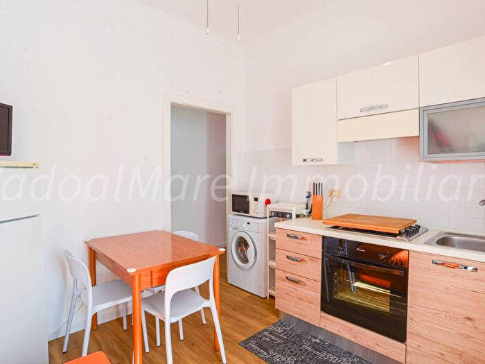 Appartamento bilocale in affitto in piazza San Giovanni Battista, Vado Centro, Vado Ligure