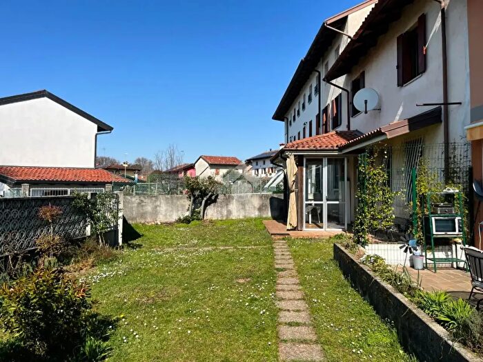 Casa con 5 locali in vendita in Vicolo Privato, Pasian Di Prato