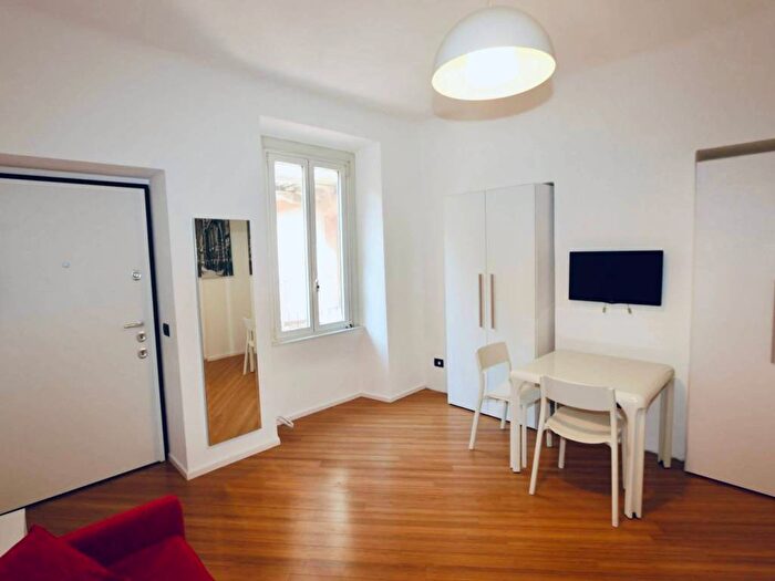 Appartamento monolocale in affitto in Via Pietro Custodi, Corso San Gottardo, Milano