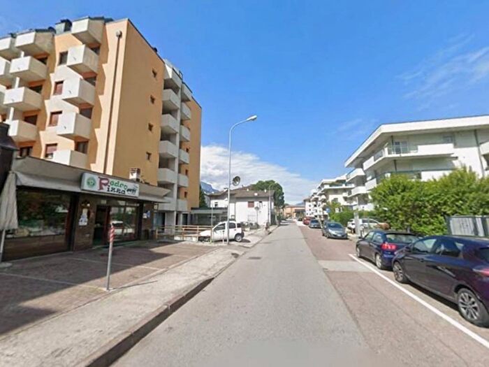 Appartamento quadrilocale in affitto in Via delle Ghiaie, Ghiaie, Trento