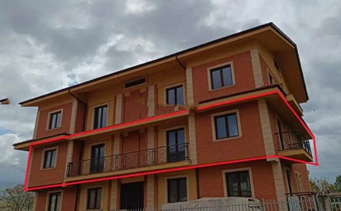 Appartamento quadrilocale in vendita in Via Cancello Magdalone Snc, Rende