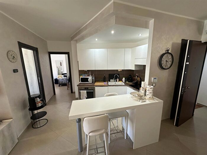 Appartamento quadrilocale in vendita in Noli Savona Sv, Noli