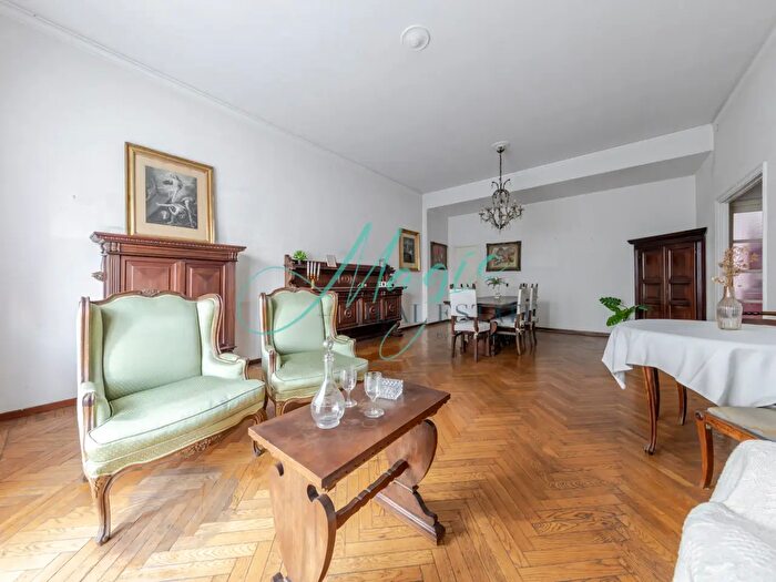 Appartamento trilocale in vendita in Via Averardo Buschi, Milano