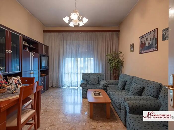 Appartamento trilocale in vendita in Via Garibaldi, Cornaredo