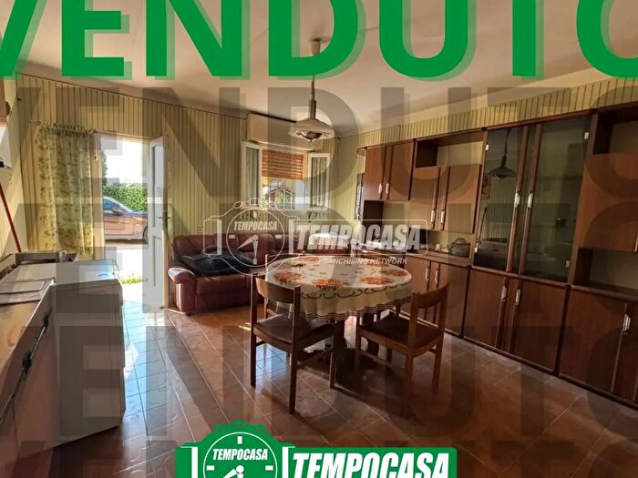 Casa quadrilocale in vendita in Via Sant' Elena, Molinella