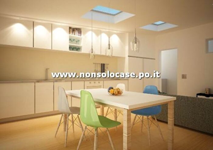 Appartamento trilocale in vendita in Via Giacomo Leopardi, Vaiano