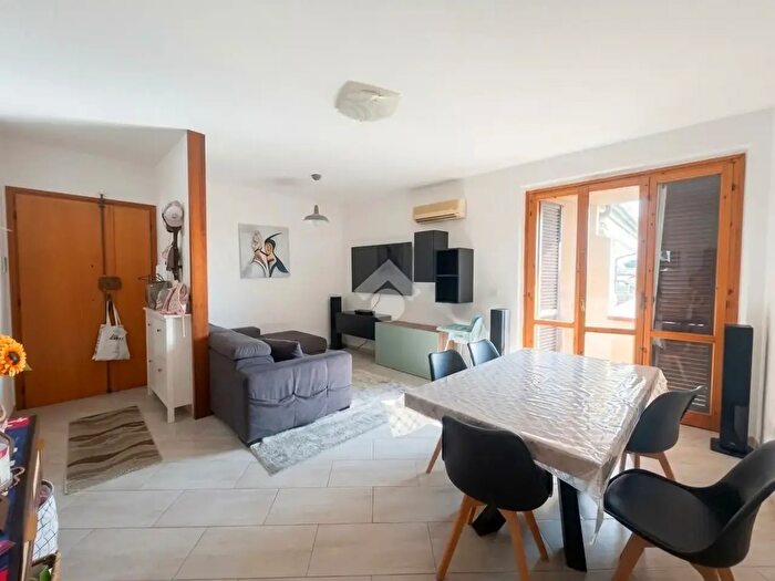 Appartamento con 5 locali in vendita in Via Vecchia Fiorentina, Cascina