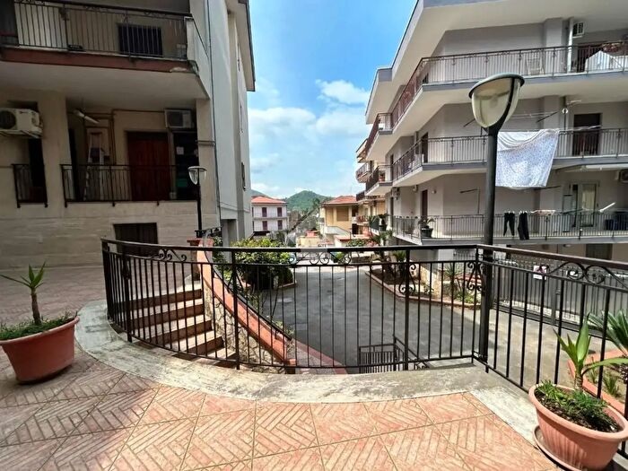Appartamento quadrilocale in vendita in Via Fratelli Napoli, Fisciano
