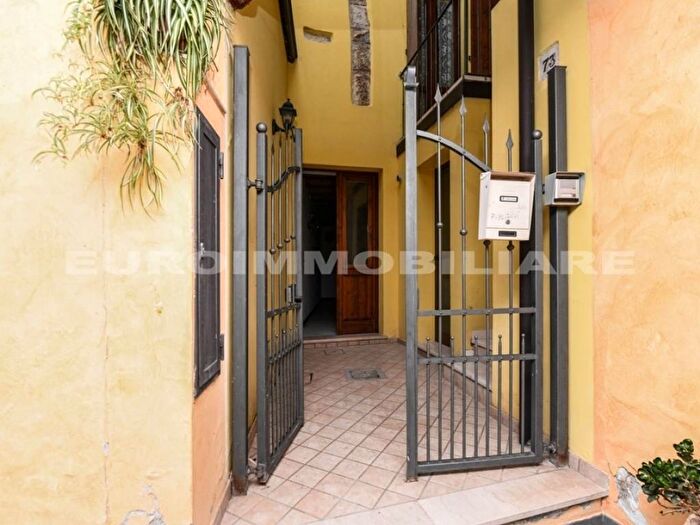 Appartamento bilocale in affitto in Via San Nicola, Centro, Botticino