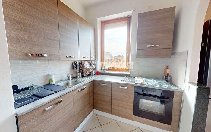 Appartamento trilocale in vendita in Via Berardi, Brandizzo