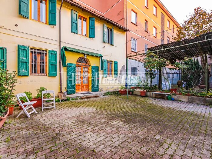 Appartamento con 5 locali in vendita in Via Matteotti, San Pietro In Casale