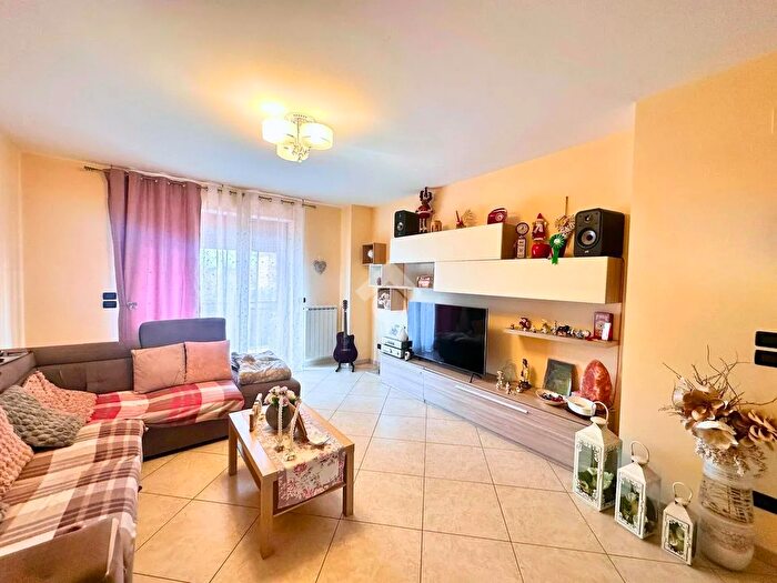 Appartamento quadrilocale in vendita in Via Giuseppe Giusti, San Severo