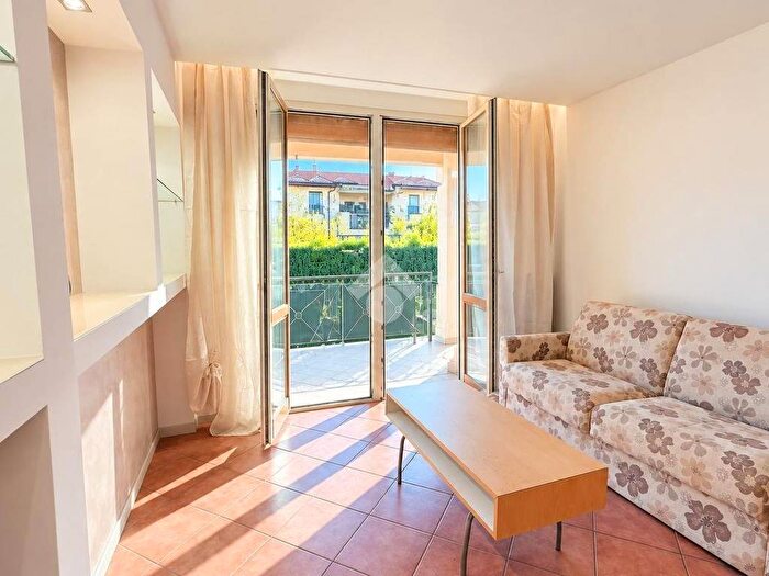 Appartamento bilocale in vendita in Via Albinoni, Rivoltella, Desenzano del Garda