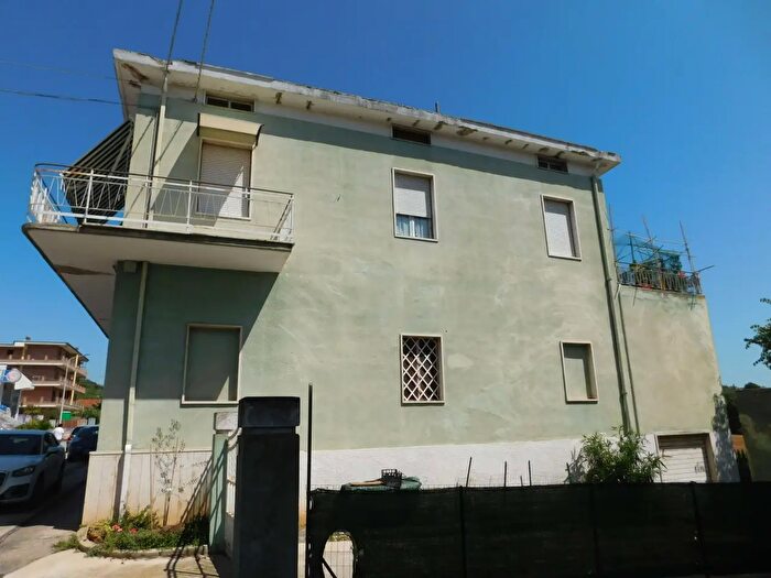 Casa con 9 locali in vendita in Via De Gasperi, Monsampolo Del Tronto