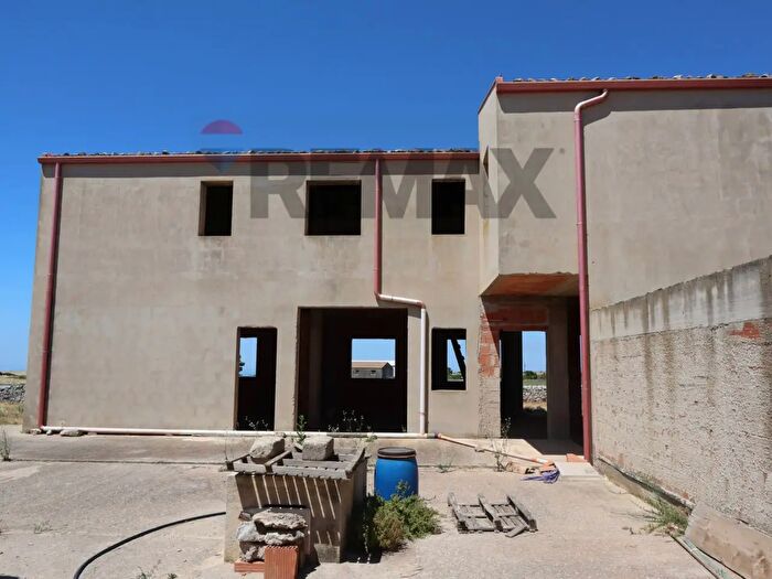 Appartamento con 5 locali in vendita in Via Mosebbi Snc, Ragusa