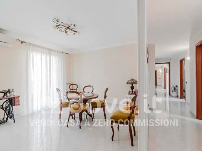 Appartamento con 5 locali in vendita in Mascali