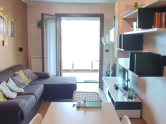 Appartamento bilocale in affitto in Via Luigi de Marchi, Fonte Laurentina, Roma