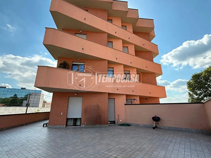 Appartamento trilocale in vendita in Via Giuseppe Verdi, Busto Garolfo