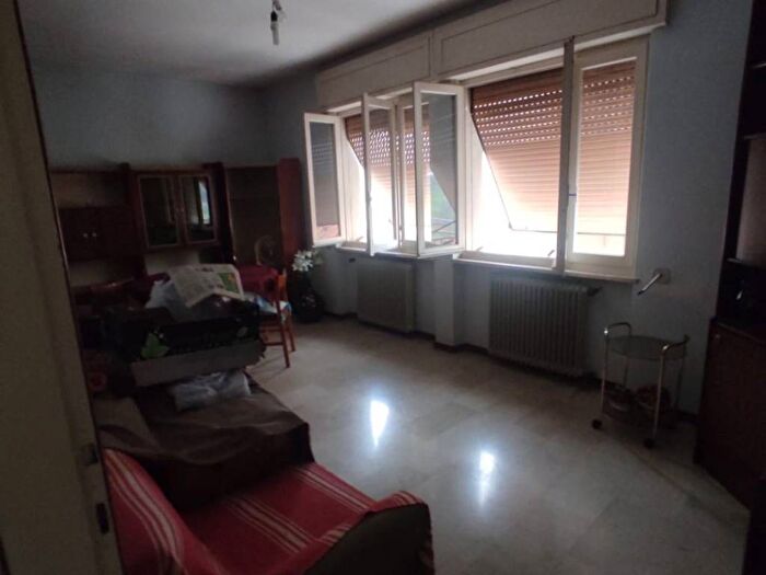 Appartamento con 5 locali in affitto in Via San Vittore Martire, Piano, Gaverina Terme