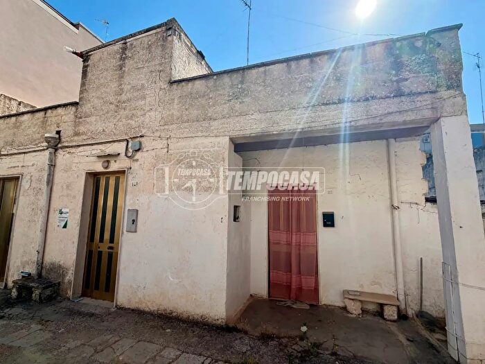 Casa trilocale in vendita in Via Giovanni Chiaia, Rutigliano