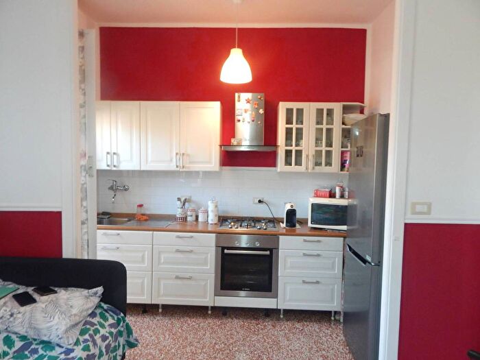 Appartamento bilocale in affitto in Via Fratelli Canale, Borgoratti, Genova
