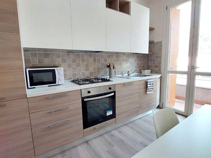 Appartamento bilocale in affitto in Via della Pergola, Belledo, Lecco
