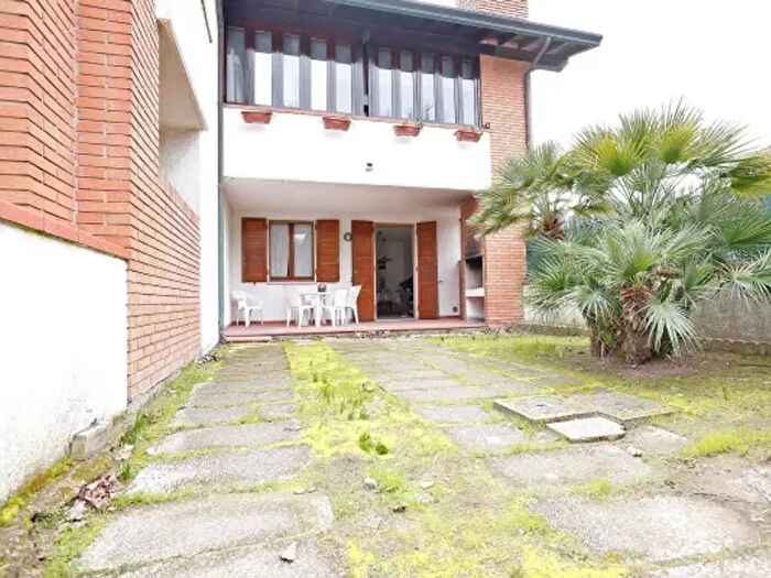 Casa trilocale in vendita in Viale Alessandro Manzoni, Comacchio